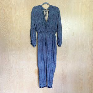 NAT by Natalie Martin deep v Jumpsuit M